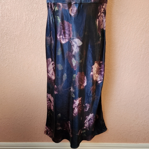 Vince Night Garden Square Neck Maxi Sleeveless Slip Dress - Picture 4 of 13